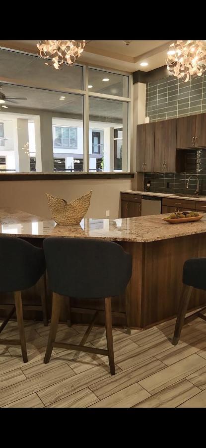 Apartment The Pearl At Houston, Tx Medical Center. Modern Glam 1-br W/pool And Gym *